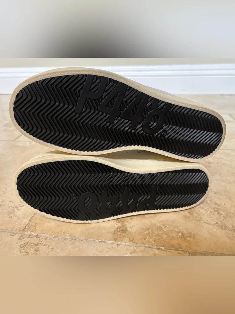 P448 John Sneaker, size 38